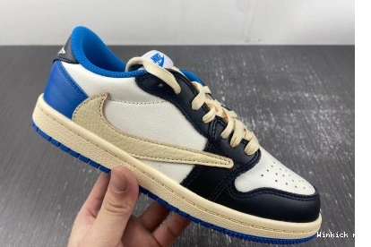 x Fragment Scott Air Jordan (KIDS)Travis x 1 Low OG 1130